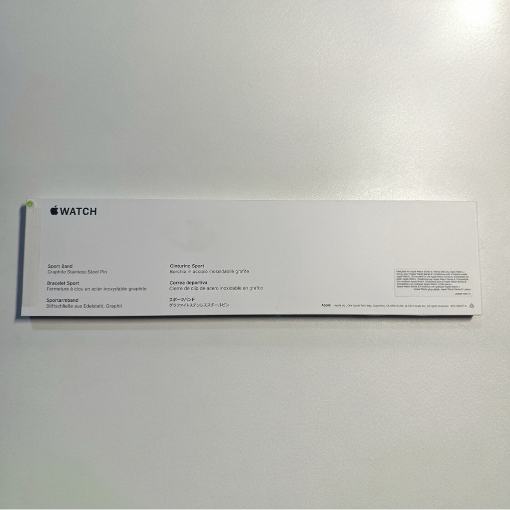 Apple Watch Series 2 42mm Midnight Aluminum Black Band - Picture 5 of 9